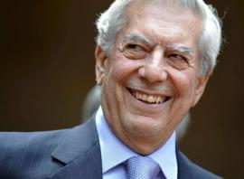 Vargas Llosa recibió de manos del rey de Suecia, Carlos Gustavo XVI, el diploma y la medalla del Premio Nobel de Literatura 2010. Con ello, se convirtió en el decimoprimer escritor de habla hispana que ha alcanzado un Nobel de Literatura.